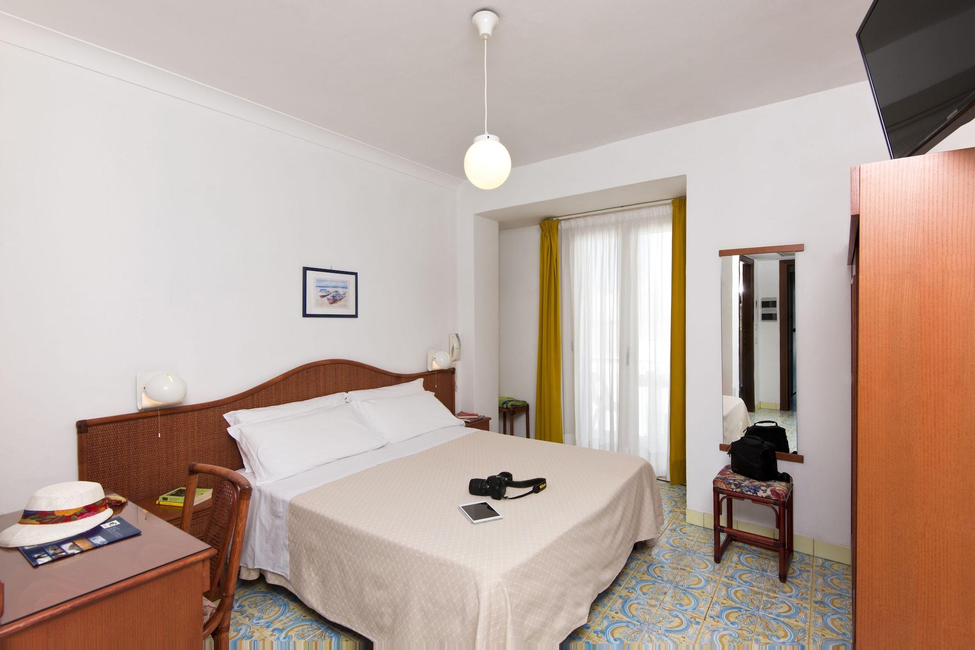Hotel Ulisse ايسكيا المظهر الخارجي الصورة