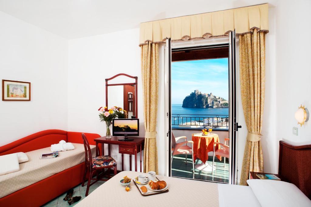 Hotel Ulisse ايسكيا الغرفة الصورة